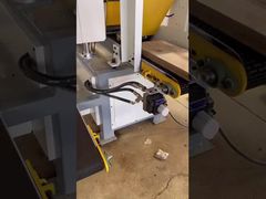 Machine à scier horizontale de précision