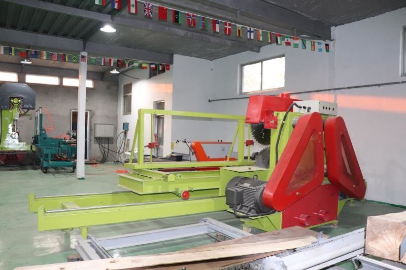 Wood cutter Circular Saw Machine for sale/ Circular Blade sawmill with log carriage