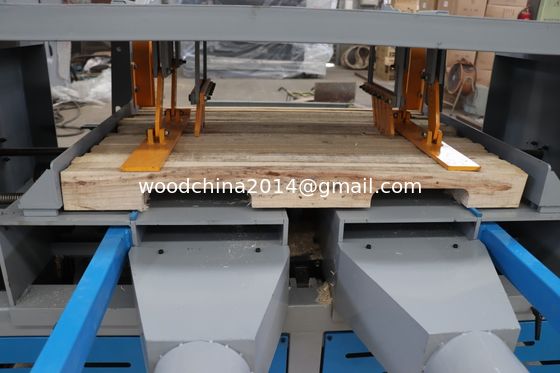 Machine à chaîner les palettes en bois machine automatique de fabrication de palettes en bois