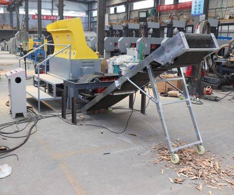 37KW machine de concassage de palettes de bois machine de concassage de palettes de bois à clous avec magnétique