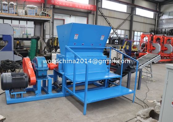 Machine de broyage de palettes de bois compactes, déchiqueteuse de palettes avec aimant pour l'industrie domestique