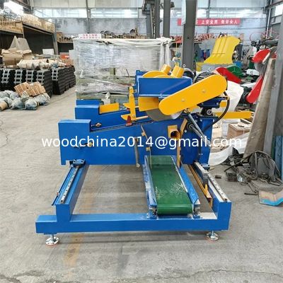Croix en bois automatique de bord de planche coupant la double machine de scie d'équilibre d'extrémité