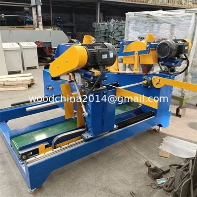 Croix en bois automatique de bord de planche coupant la double machine de scie d'équilibre d'extrémité