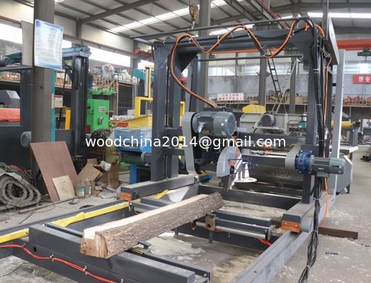 Dernière scierie à lames circulaires jumelles avec commandes CNC entièrement automatiques pour le travail du bois