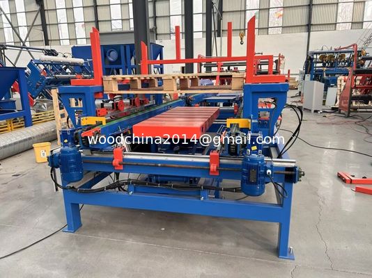 Ligne de production semi-automatique pour la fabrication de palettes en bois