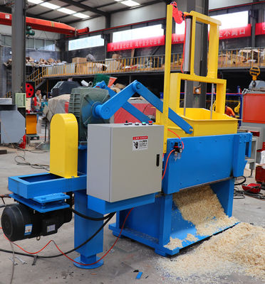 Machine à emballer les éclaboussures de sciure, machine à emballer les éclaboussures pour les petites copeaux de bois